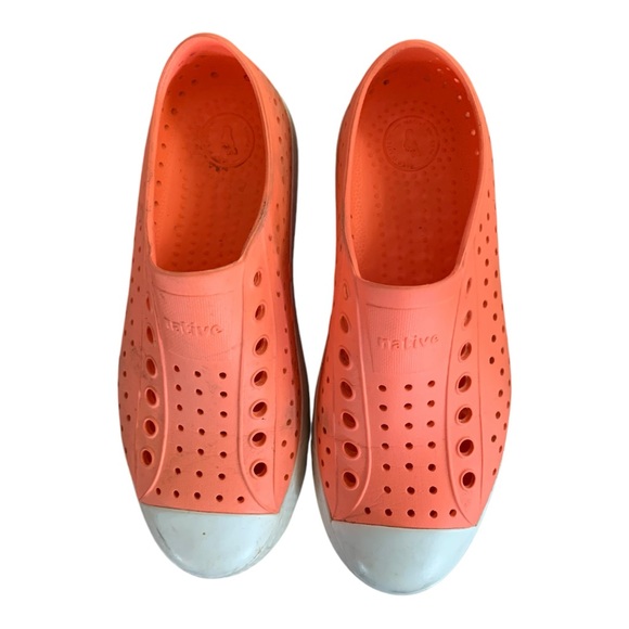 Unisex NATIVE Jefferson Orange Shell White Shoes Size Men 6 Women 8 - Picture 9 of 11